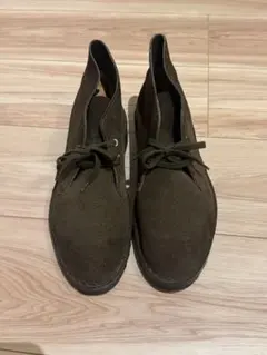 グレンソン(GRENSON) スエードチャッカ　ビブラムソール　UK7のサムネイル