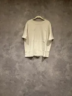クリーム色 半袖Tシャツ　Mサイズ