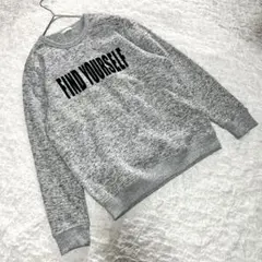 美品【ジーユー】（L）裏起毛スウェットトレーナー グレー メンズ ロゴプリントのサムネイル