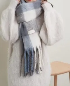 美品Chicoブロックチェックカラーストール Chico チェック柄マフラー