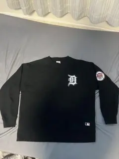 完売品！　MLB Detroit Tigers 黒スウェット