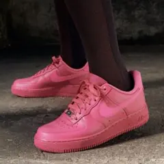 レア　①点限定【新品】NIKE AIRFORCE1 '07　限定カラー　ピンク レア ①点限定【新品】NIKE AIRFORCE1 '07 限定カラー ピンク