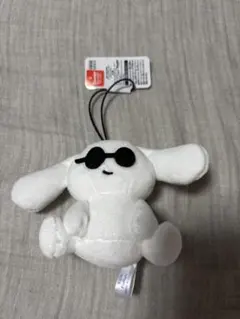 I.CINNAMOROLL　アイシナモロール　ミニマスコットホルダー　サングラス