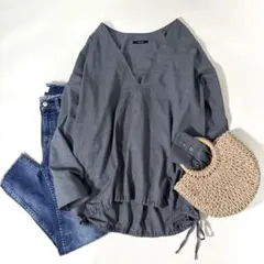 ジャーナルスタンダード　クリアツイルVネックブラウス　グレー　定価1.3万