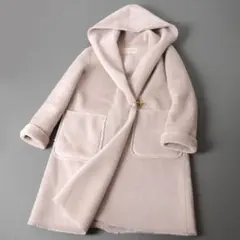 ストロベリーフィールズ　フェイクムートン フーデッドコート リバーコート