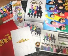 特典付きSnowMan映画おそ松さん超豪華コンプリートBOXとストラップとシール