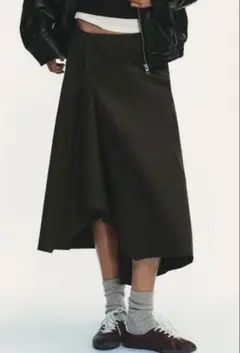 【美品】ZARA ザラ アシンメトリースカート