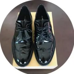 【ZARA】ブローギングディティール入りレザーシューズ