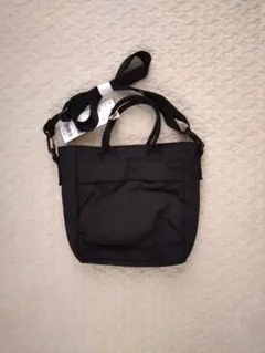 ユニクロ　ユーティリティ2wayミニバッグ