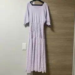 セルフォード　薄紫 Vネック ワンピース