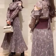 スナイデル　ウエストリブフレアスリーブプリーツワンピース