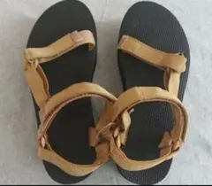 23cm TEVA スポサン プラットフォーム サンダル 新品＊少し訳ありのサムネイル