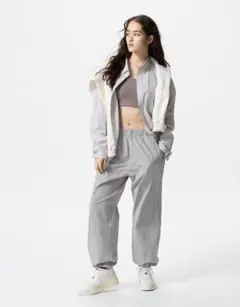 UNIQLO ウルトラストレッチアクティブトラックパンツ S