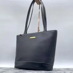 バーバリー　トートバッグ　ノバチェック　レザー　ロゴプレート