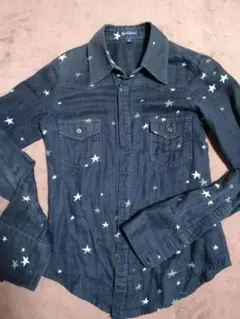 アールジーン　星柄シャツ　細身　ブラック