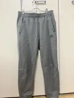 adidas グレー ジャージパンツ Lサイズ