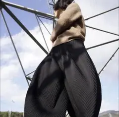 Ka na ta hida pants ヒダパンツ カナタ ブラック