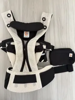 エルゴベビー Ergobaby OMNI breeze 抱っこ紐のサムネイル