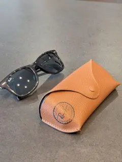 【難あり・専門店調整推奨】 Ray-BanウェイファーラーRB2140F 902