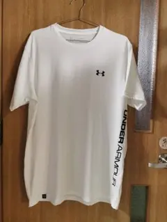 UNDER ARMOUR ホワイト アンダーシャツ XL