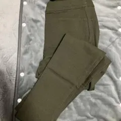 GU スキニーパンツ Mサイズ オリーブ