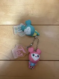 TWICE ミナモモ キーチェーン付き