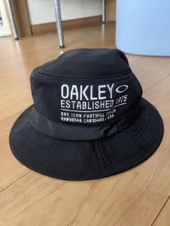 【美品】ゴルフOAKLEY オークリーバケットハット ブラック