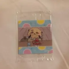【新品】ちいかわ グミ 動くシール ラッコ 不二家
