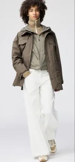 UNIQLO:Cローライズワイドジーンズ