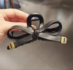 Item thumbnail for item 37cc45a3-31d1-4195-816b-9f3fa176111d