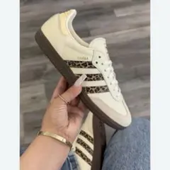 激レア　日本未発売　美品　アディダス　サンバOG レオパード　23cm