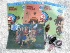 ワンピースマジッククリアファイル•サッカーキーホルダー•磁石消しゴム•うんちペン