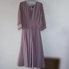 PourVous 薄紫色 Vネックドレス レース半袖