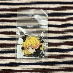 鬼滅の刃　アクリルバッジ　我妻善逸