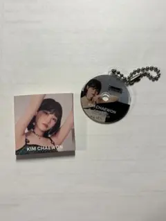 ガチャガチャ　ルセラフィム　KIM CHAEWON CD キーホルダー