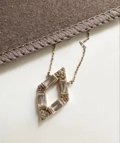 lilas ネックレス