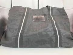 GIVENCHY ジバンシー ブラックトートバッグ A4 ナイロン レザーのサムネイル