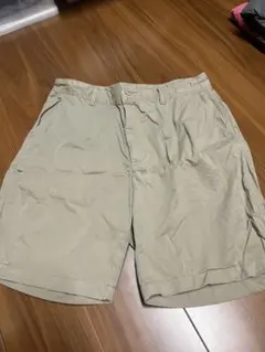 ユニクロ　チノハーフパンツ　L