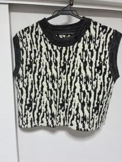 新品未使用 ノースリーブニット　お洒落ベスト