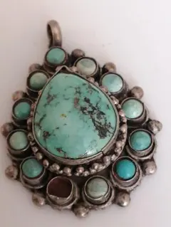 き*う様 1石欠　ターコイズ　ペンダントトップ　ヴィンテージ