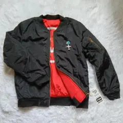 新品タグ付き タオテック リバーシブル ジャンパー ブラック&レッド XLサイズ