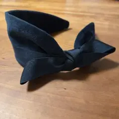 値下げ♪ジェニファーオーレット　カチューシャ　黒　ブラック　リボン　太め