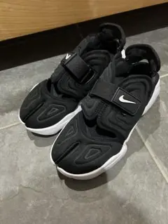 NIKE AQUA RIFTナイキ　アクアリフト黒　サイズ24