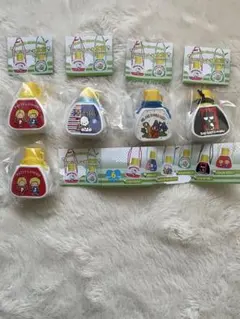 サンリオキャラクターズ　ミニミニレトロ水筒　カプセルトイ 5個セット