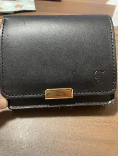 クレドラン　二つ折り財布
