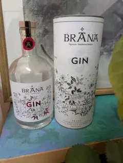 Item thumbnail for item dd4ca8d0-0324-4a7b-a51f-c2ff5408e1f9