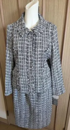 スカートスーツ 黒と白のチェック柄 ツイード 13号