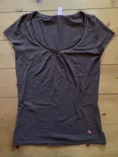 Abercrombie & Fitch Tシャツ ブラウン Lのサムネイル