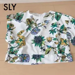 セール！SLY 花柄　トップス