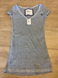 Abercrombie & Fitch グレー Vネック Tシャツ M